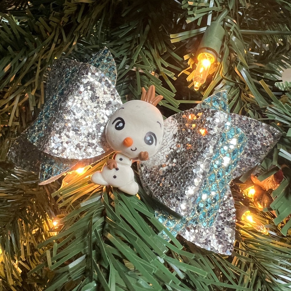 Glittery Silver and Blue Olaf Hair Bow!